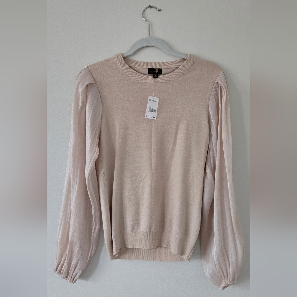Ontwelfth Cream Balloon Sleeve Blouse! Size: Small. BRAND NEW!